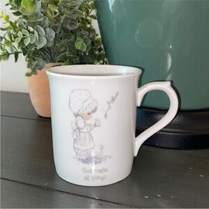 Vintage ENESCO Precious Moments-God made all things- mug/teacup.
Vintage 1985